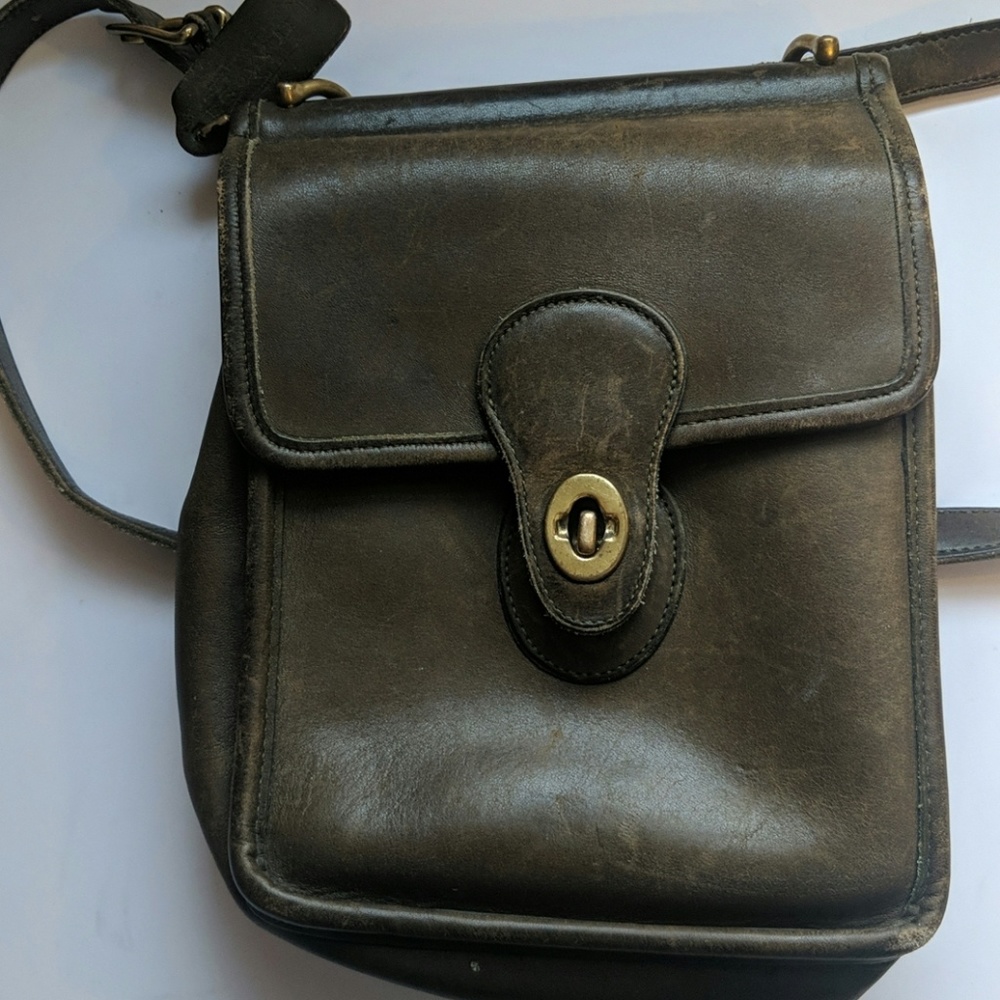 Vintage dark green Coach crossbody
